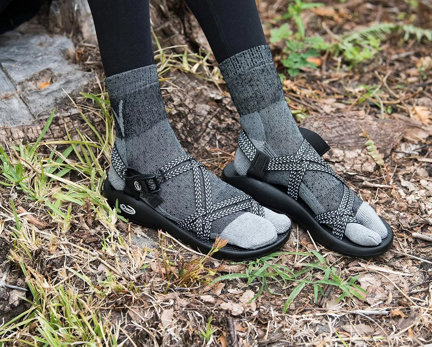 3 Pairs V-Toe Wool Warm Flip-Flop Split Toe Breathable Hiking Or Casual Size Women 9.5-11.5 Men 8.5-10.5