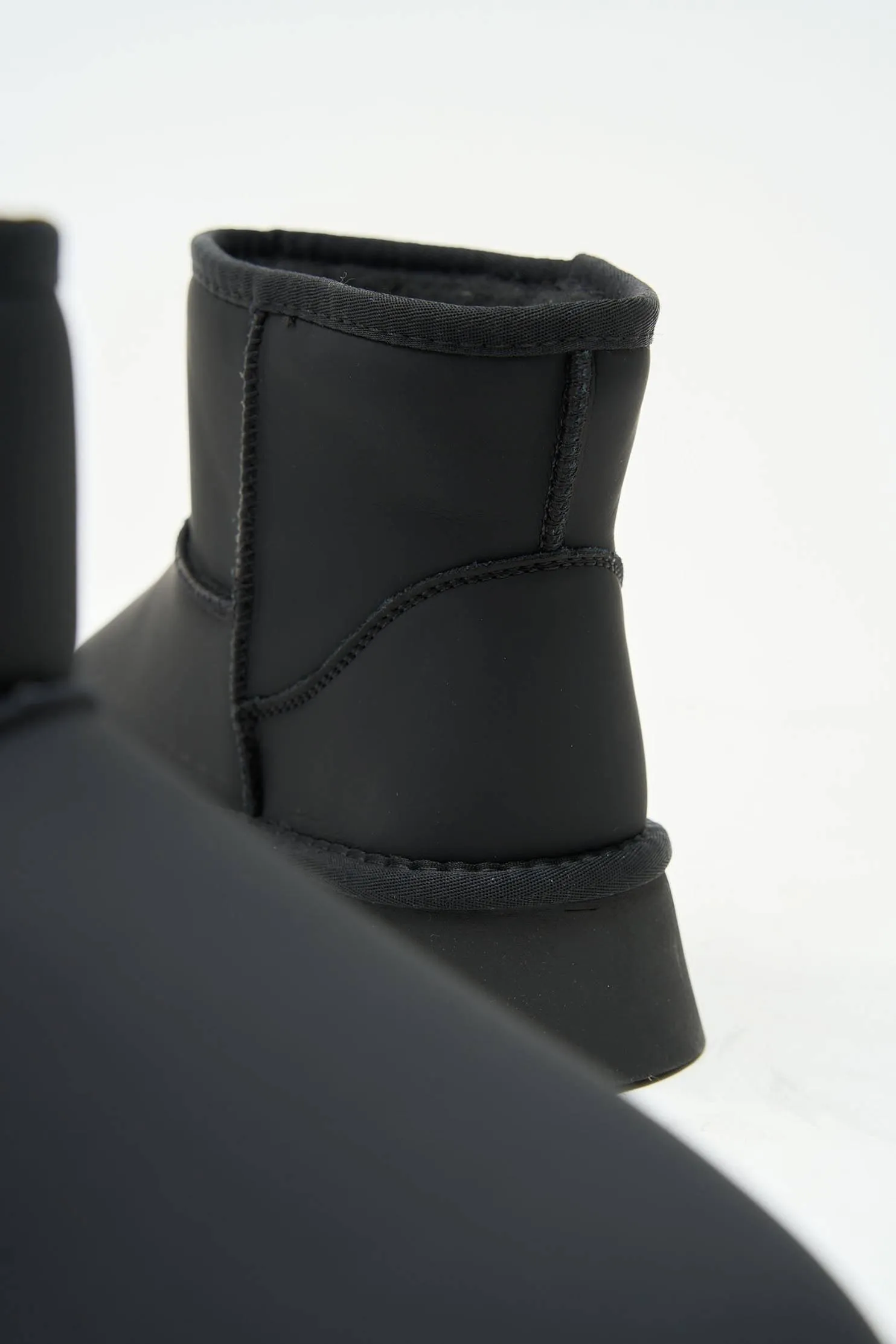 Alpe Black