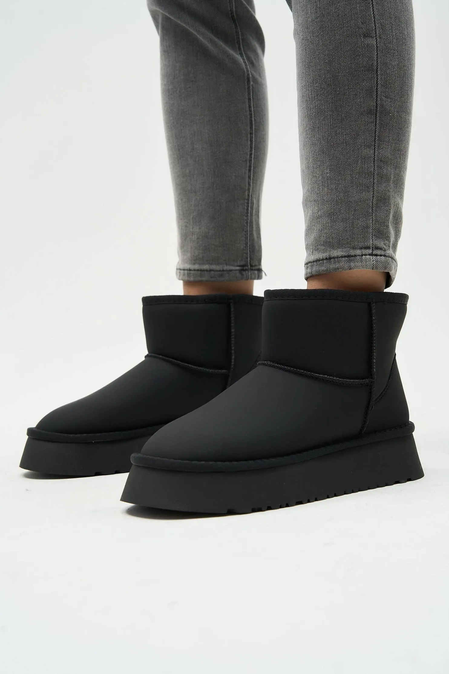 Alpe Black