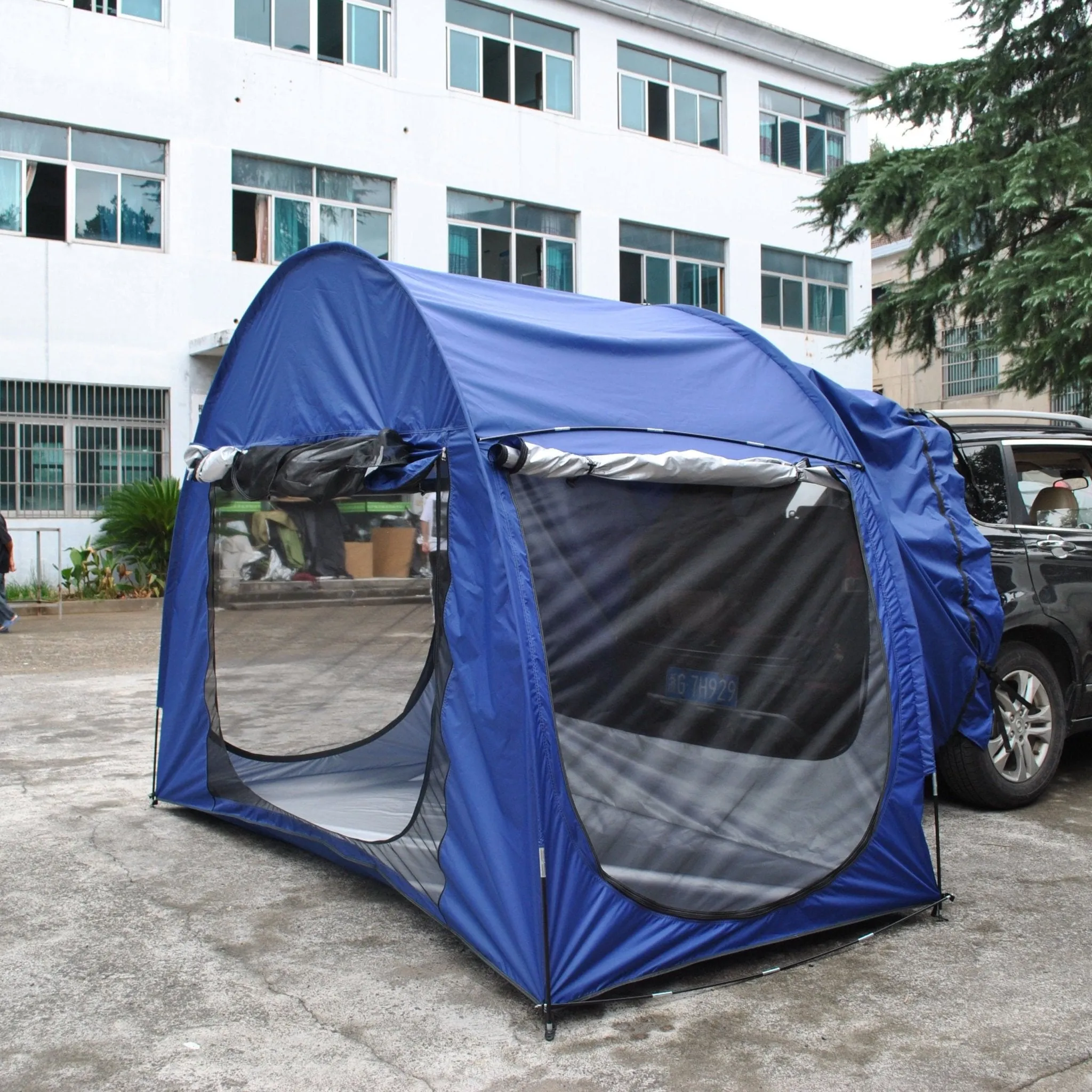CanvasWing - Mesh Hallway Dual Purpose Car Rear Trek Extension Tent