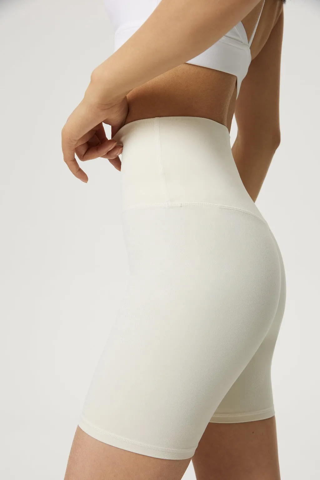 CloudSoft Shorts (Biker 6'')