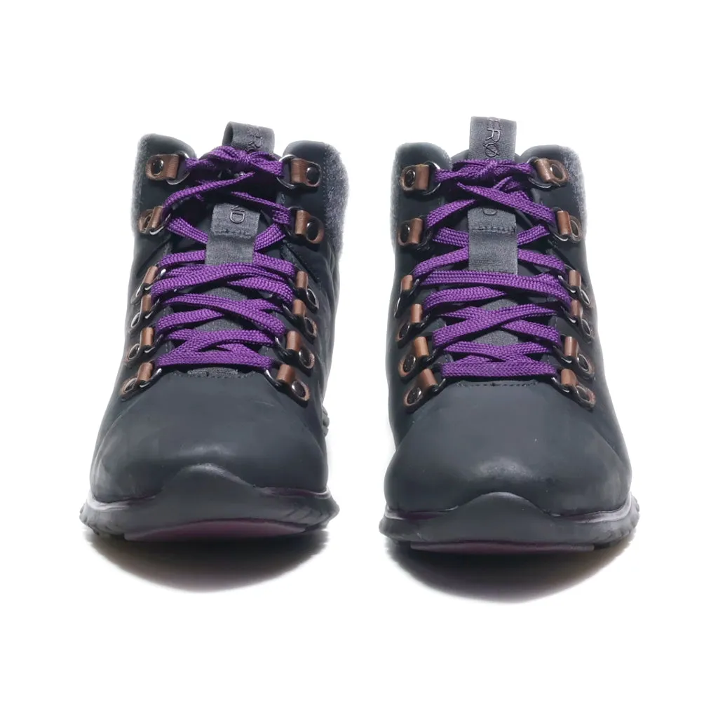 Cole Haan Zerogrand Castle Rock Snow Boots Leather Black Colour For Women