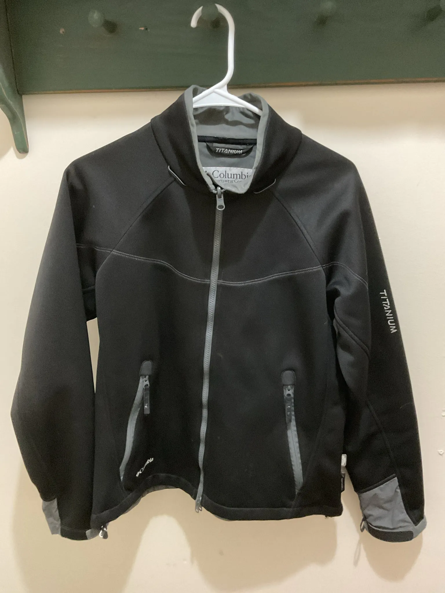 Columbia Softshell Jacket Women's L