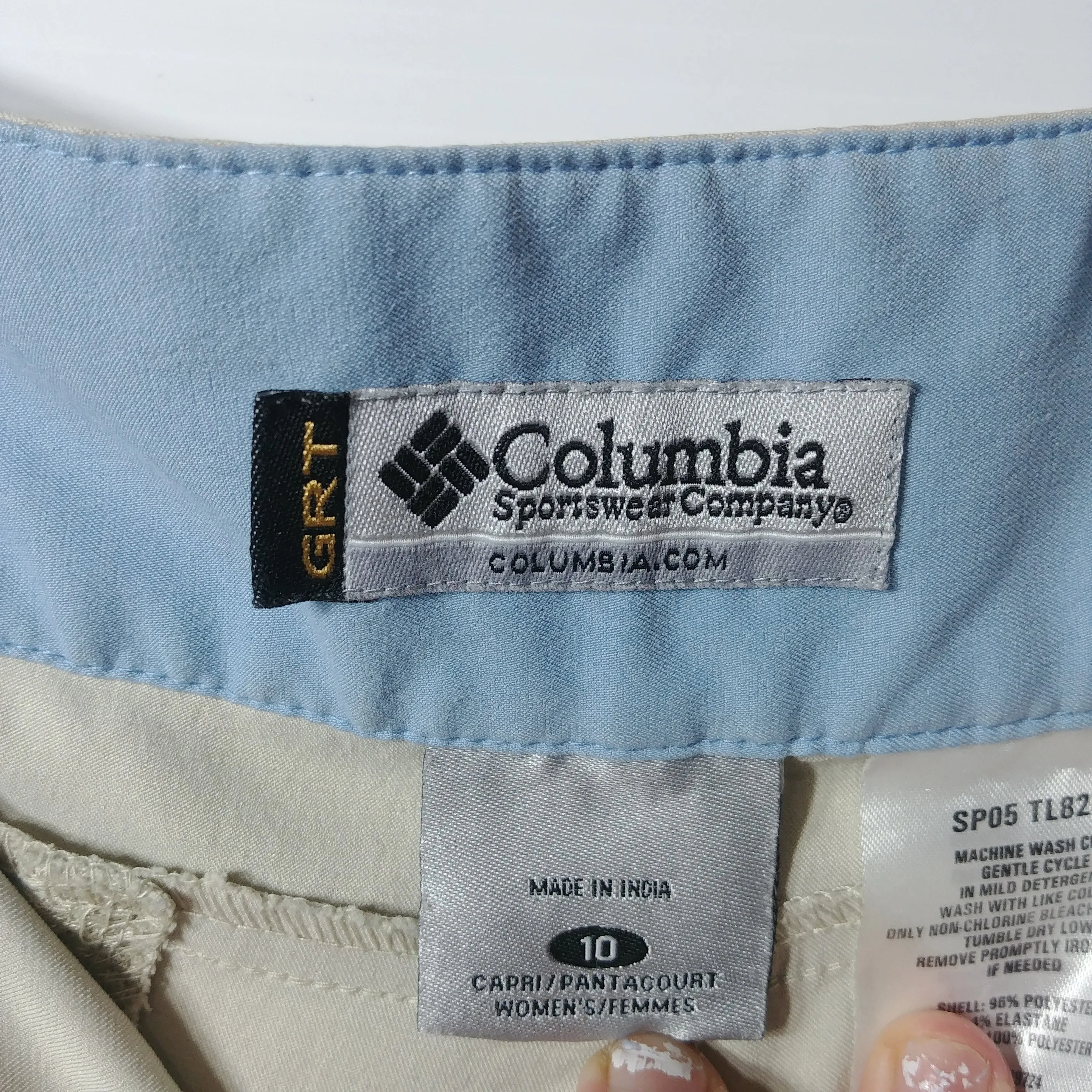 Columbia Womens Hiking Pants - Size 10 - Pre-owned - T26HAZ