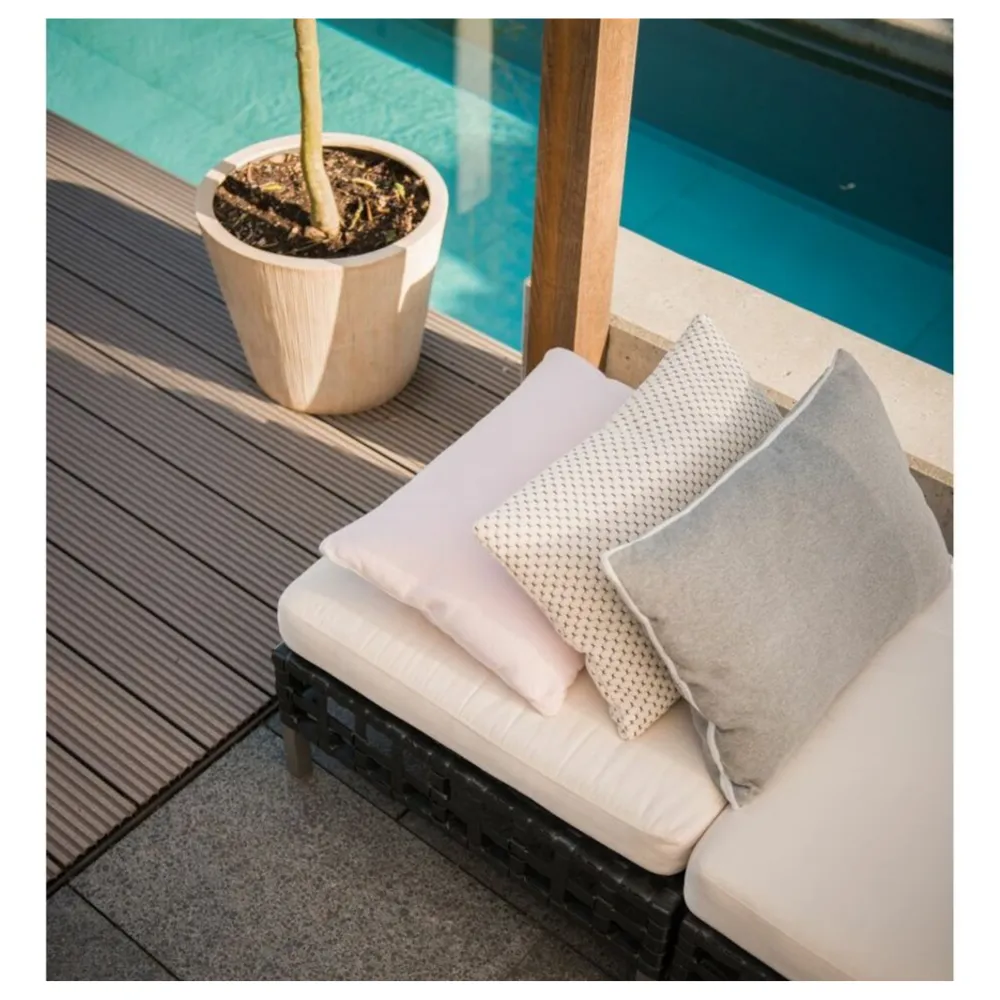 Hamburg Inspired Designer Cushion with Integrated 2 Litre Eco Hot Water Bottle