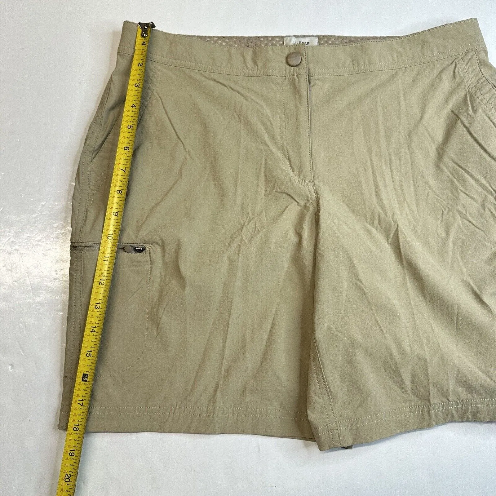 LL Bean Shorts Womens 14 Beige Comfort Trail Water Repellet Hiking Nylon UPF50 