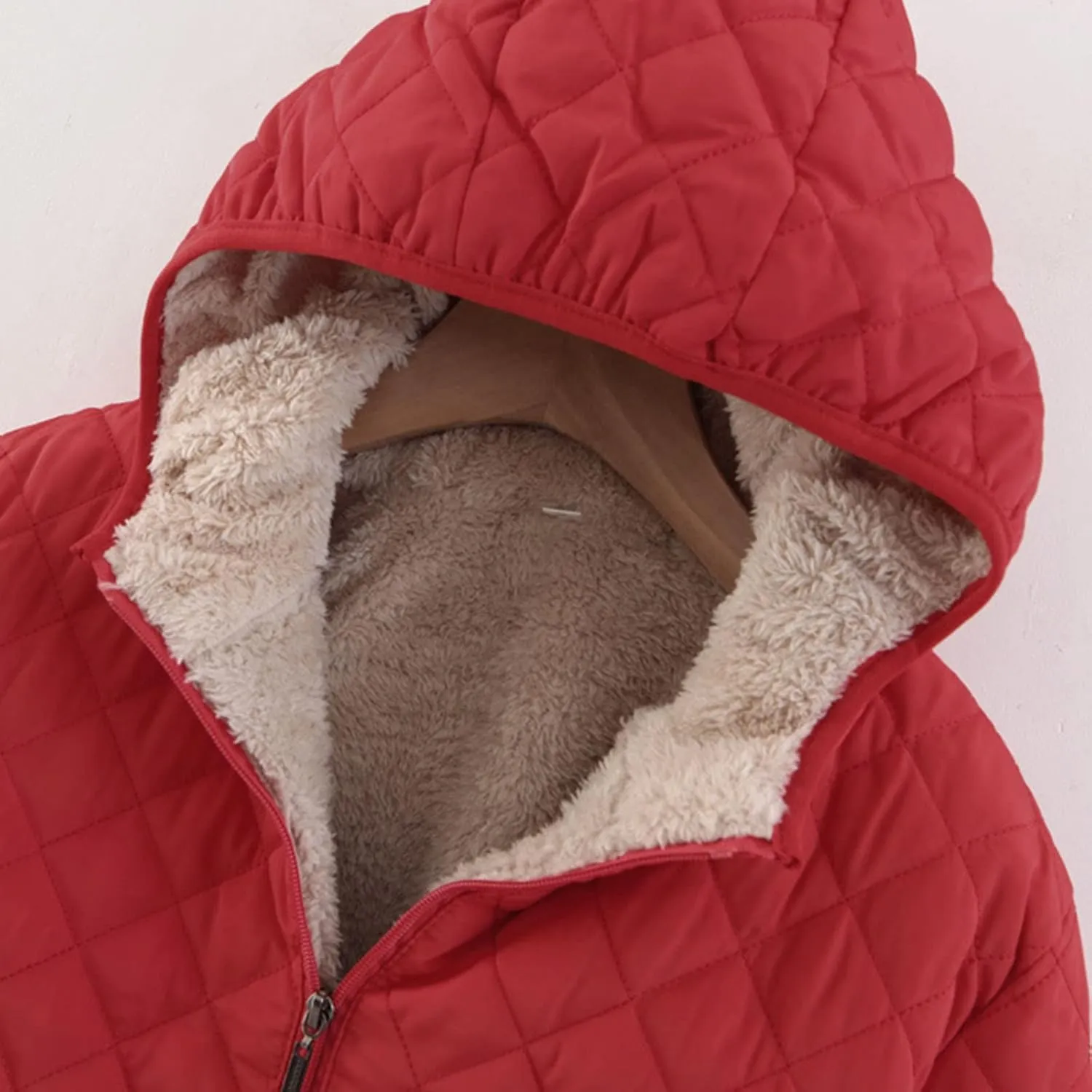 Long Puffer Jacket Women Packable Down Coat Lightweight Parkas Jacket Oversized Water-Resistant Warm Hooded Padded Coat