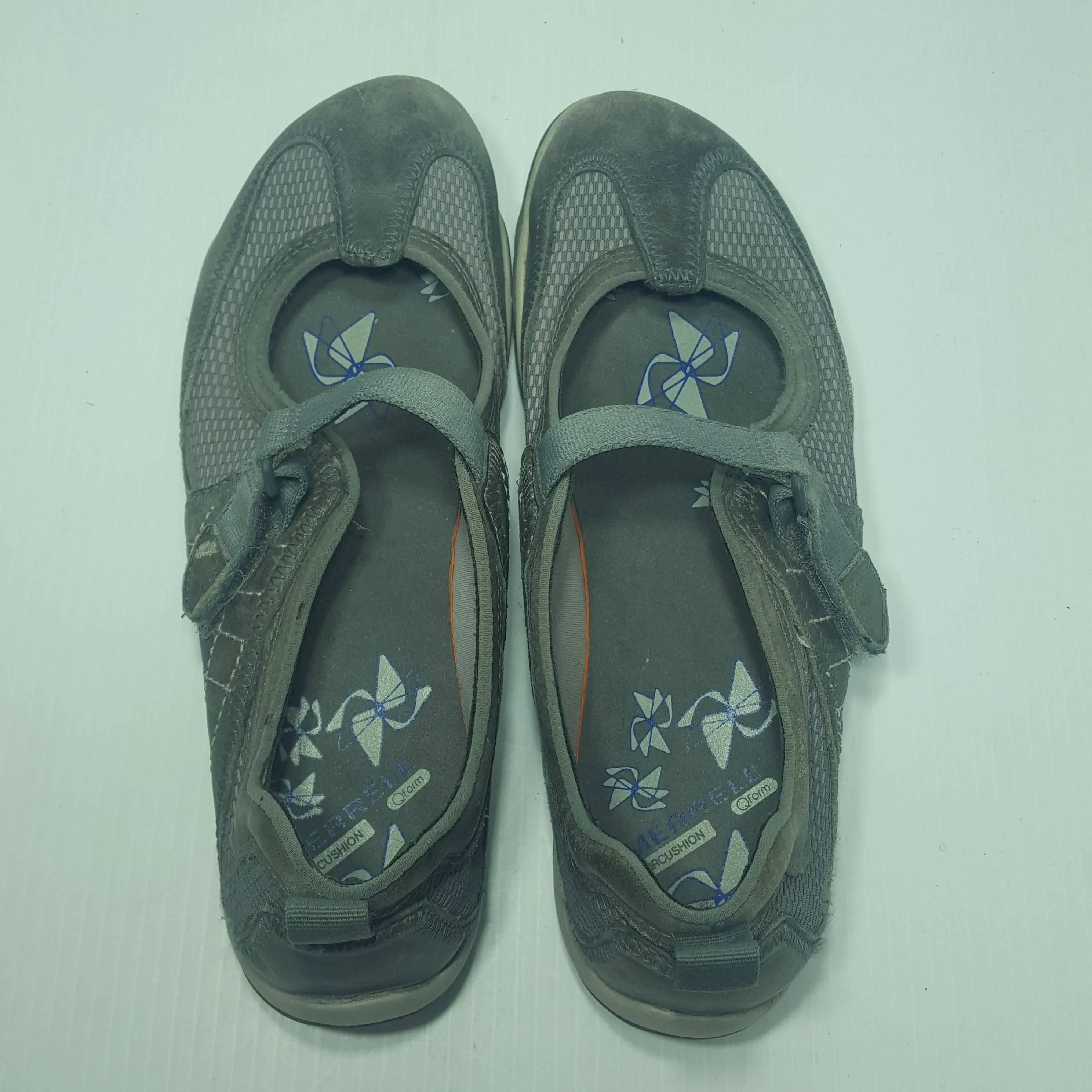 Merrell Womens Hiking Sandals - Size 8.5 US - Pre-owned - DLZH8A