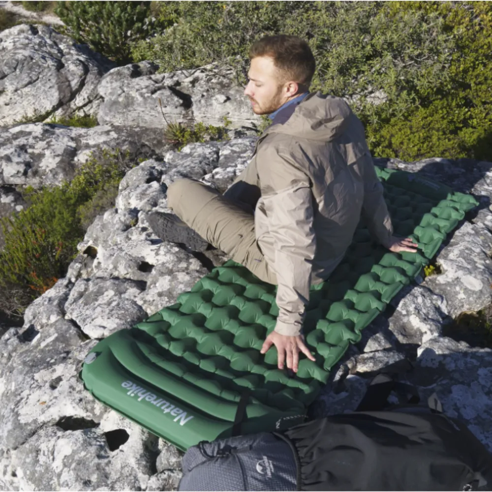 Naturehike FC-12 Sleeping Pad with Pillow R Value: 1,5 Weight 470 g