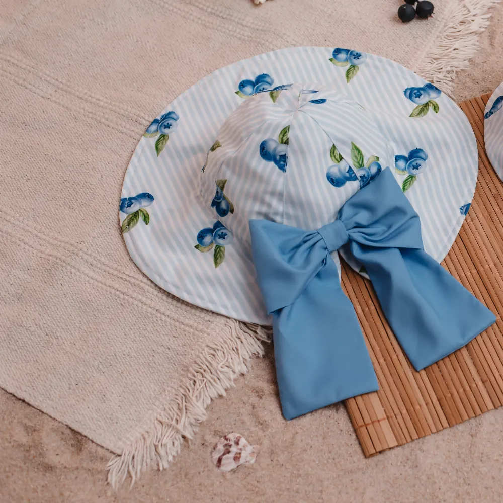 New In Meia Pata Girls Bow Blueberries Sun Hat SS25