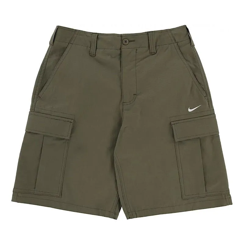Nike SB Kearny Cargo Shorts in Medium Olive