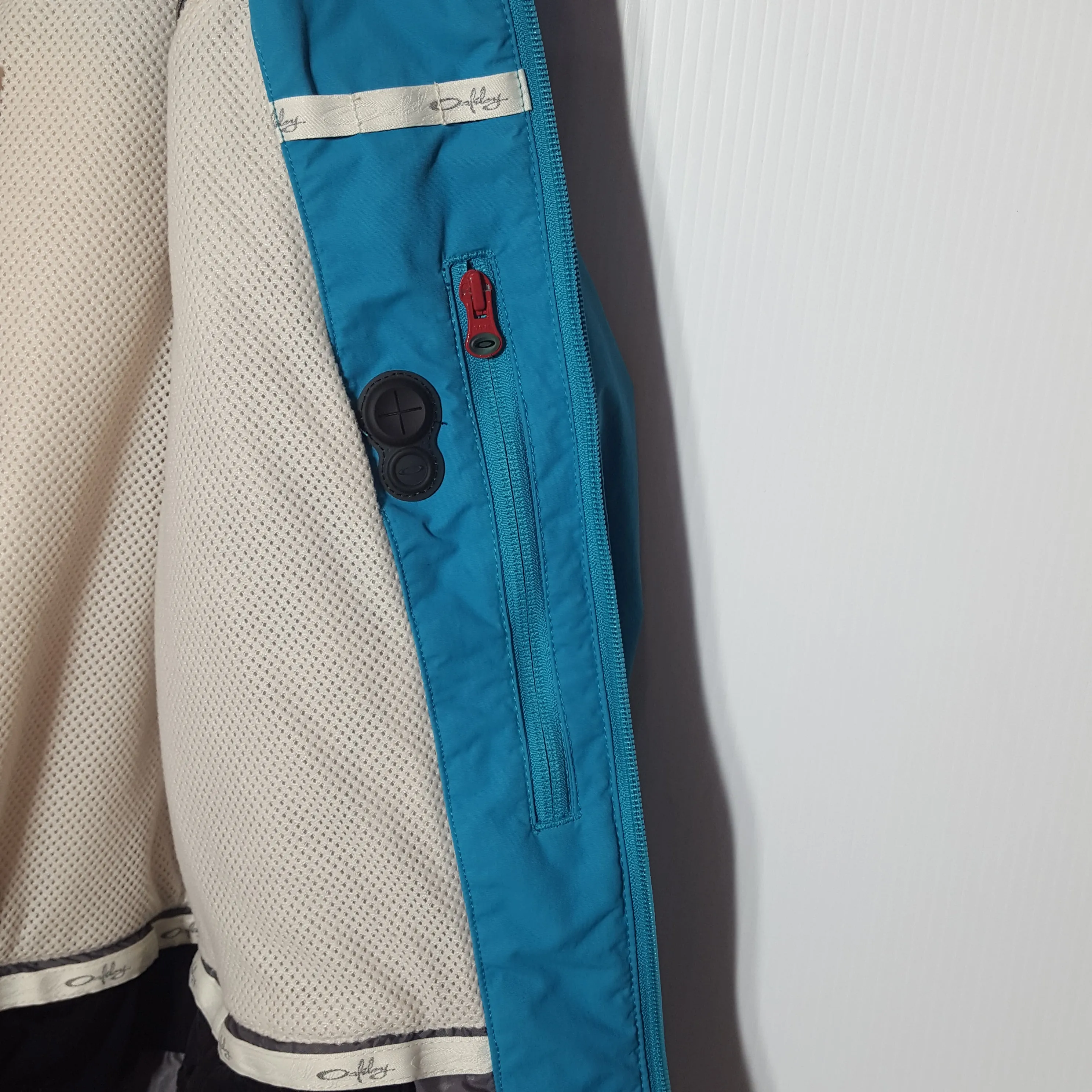 Oakley Womens Snow Jacket - Medium - Pre-owned - NNH3GN