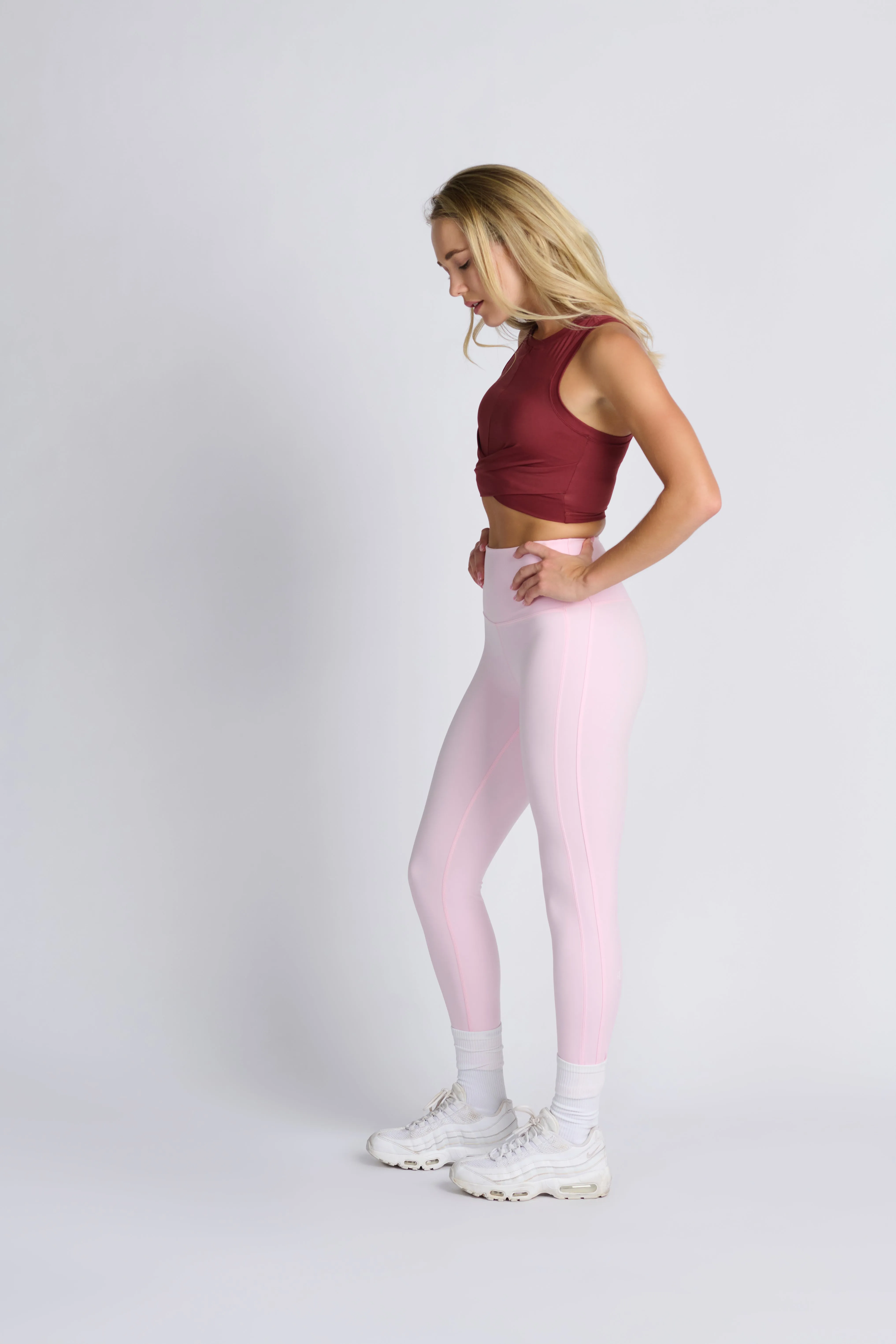 Olivia Crop