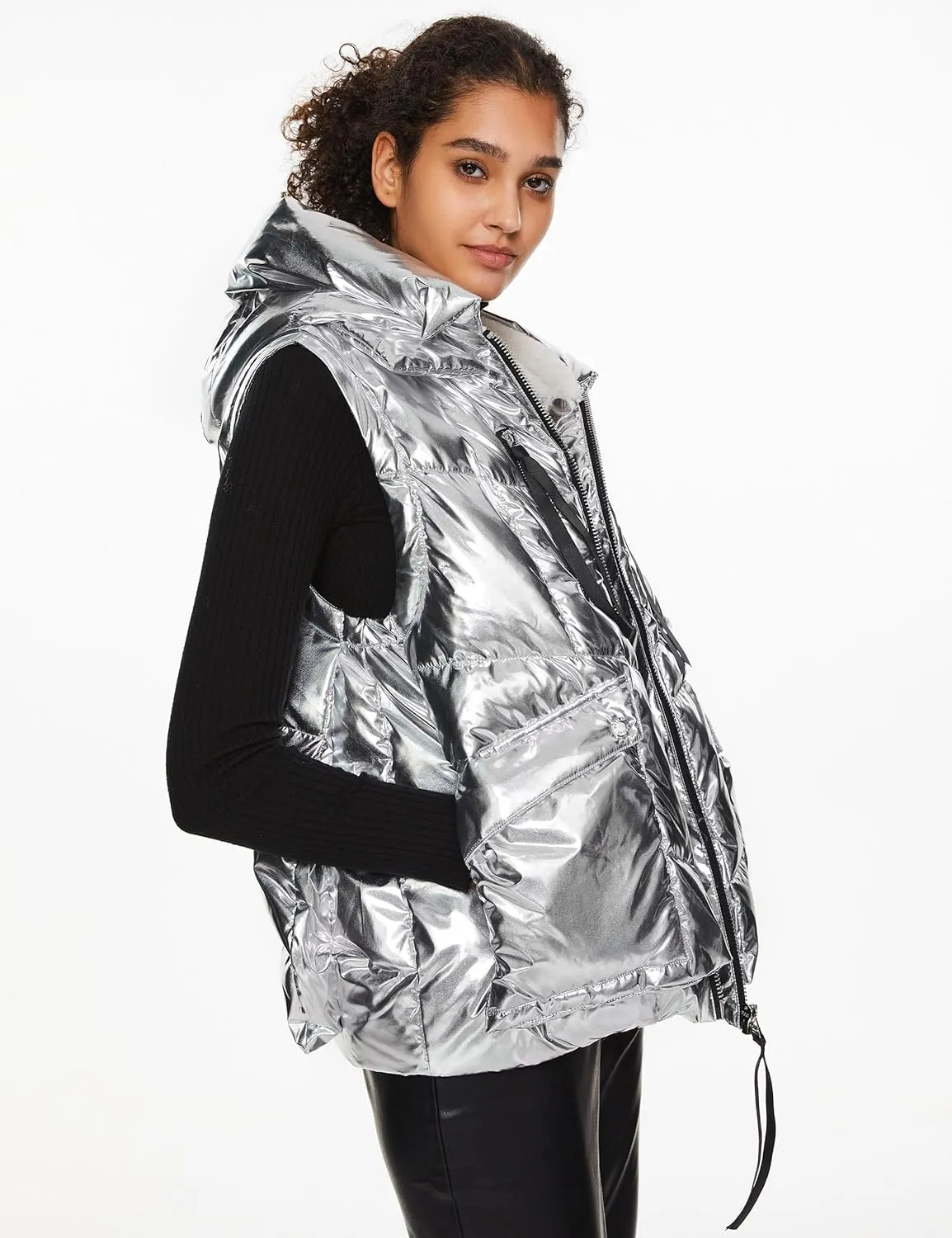 Orolay Women's Metallic Down Vest - Fashion Cropped Sleeveless Puffer Jacket Lightweight Shiny Hooded Gilet with Pockets