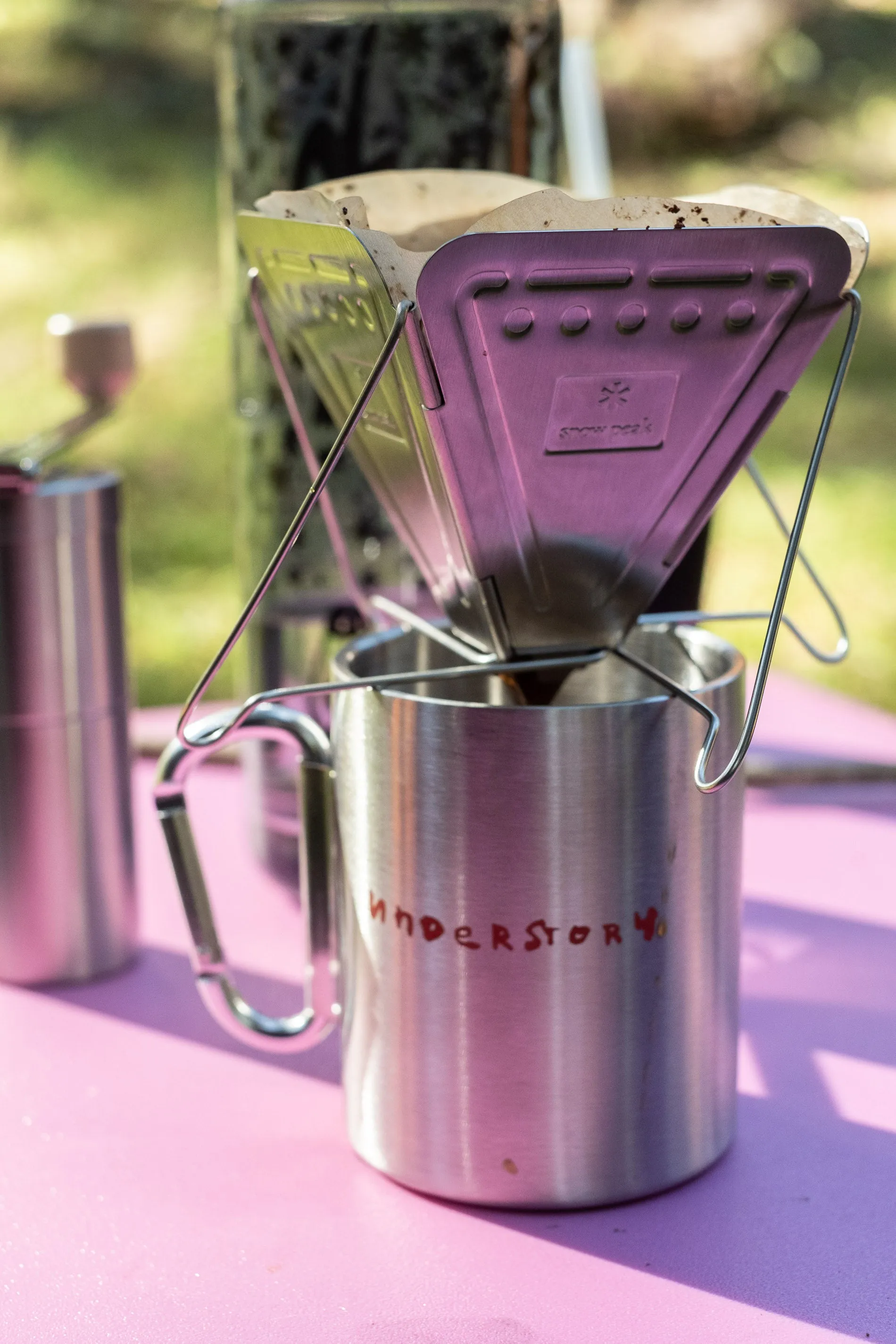 STAINLESS CARABINER MUG 14OZ