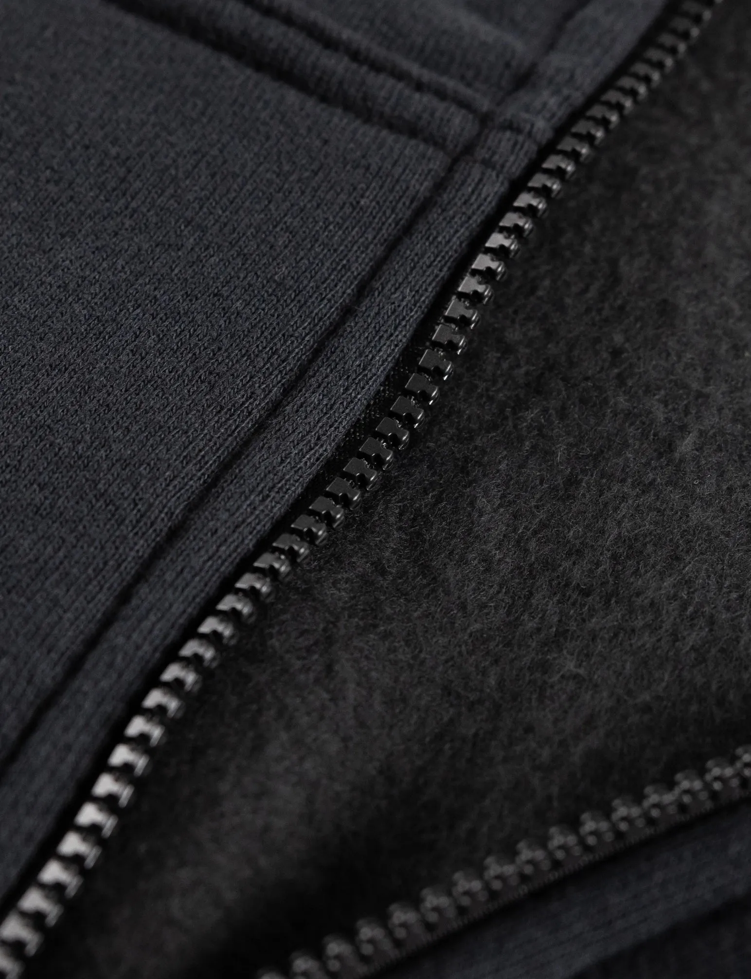 THE 100 KILO FULL-ZIP HOODIE