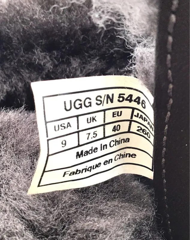 Ugg Women's Australia Adirondack Brown Snow Boots - Size 9