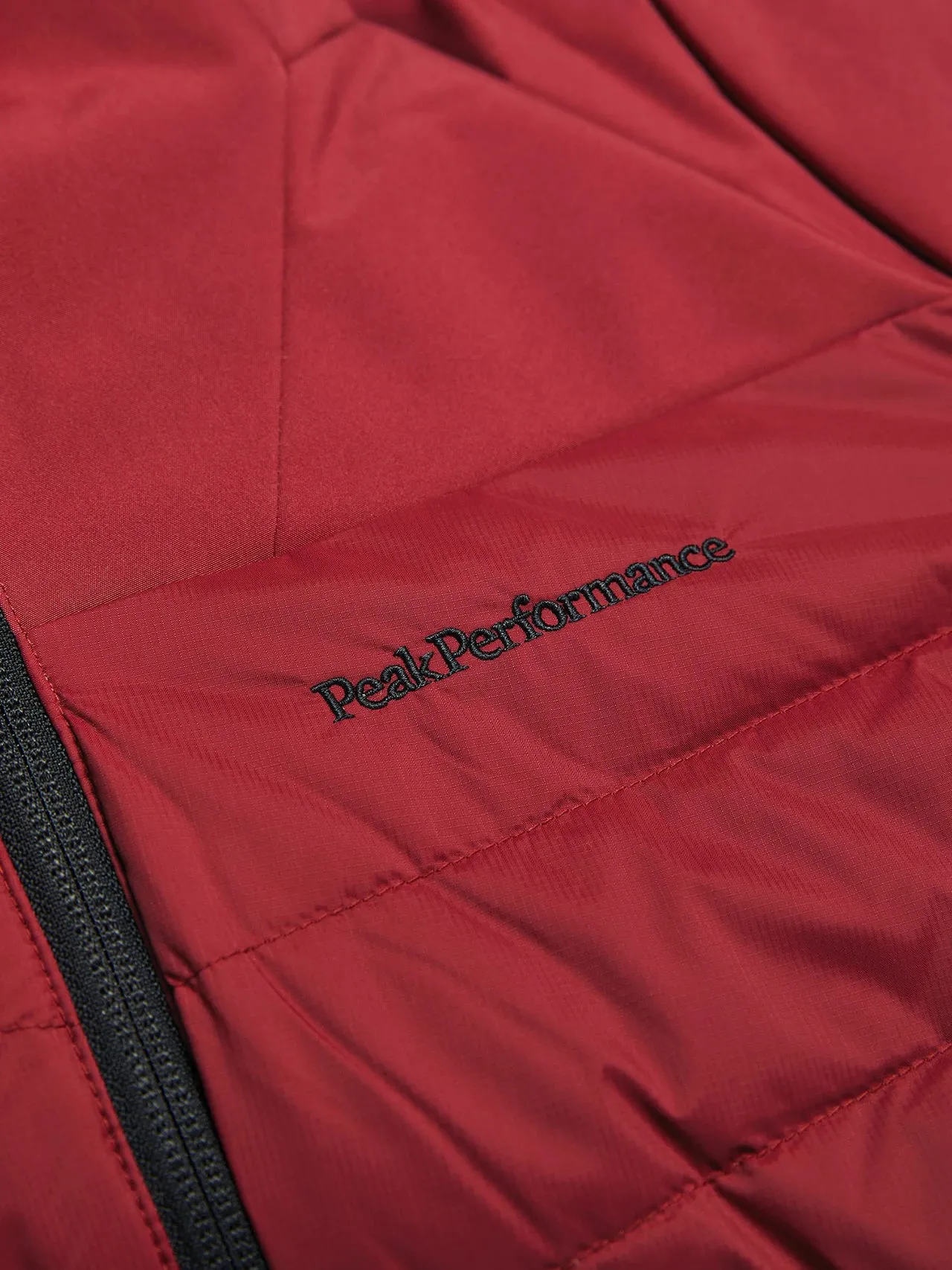 Women's Blackfire Ski Jacket (Past Season)