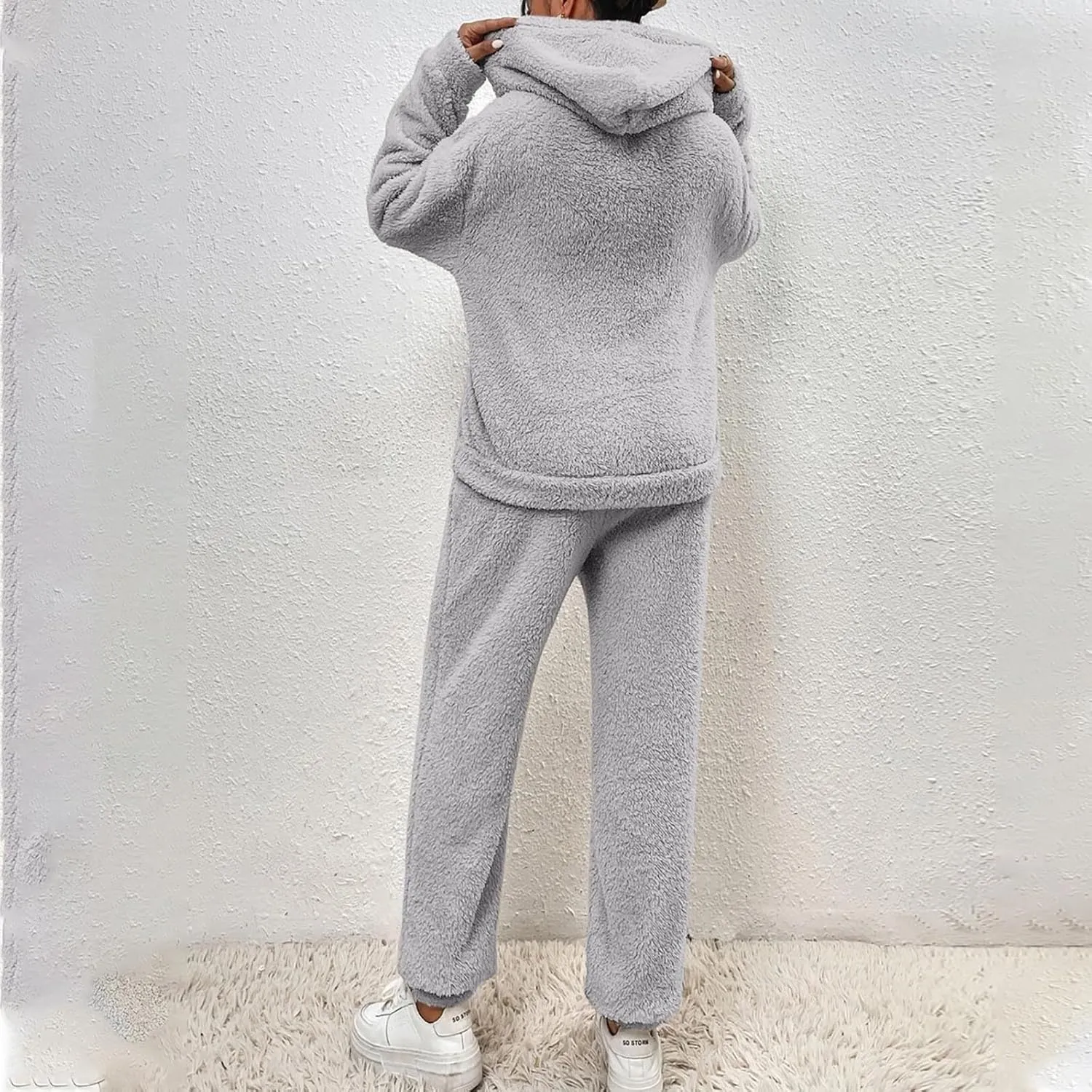 Womens Fleece 2 Piece Outfits Sherpa Fall Winter Warm Hoodies for Women Flannel Fleece Lined Sweatpants Lounge Set