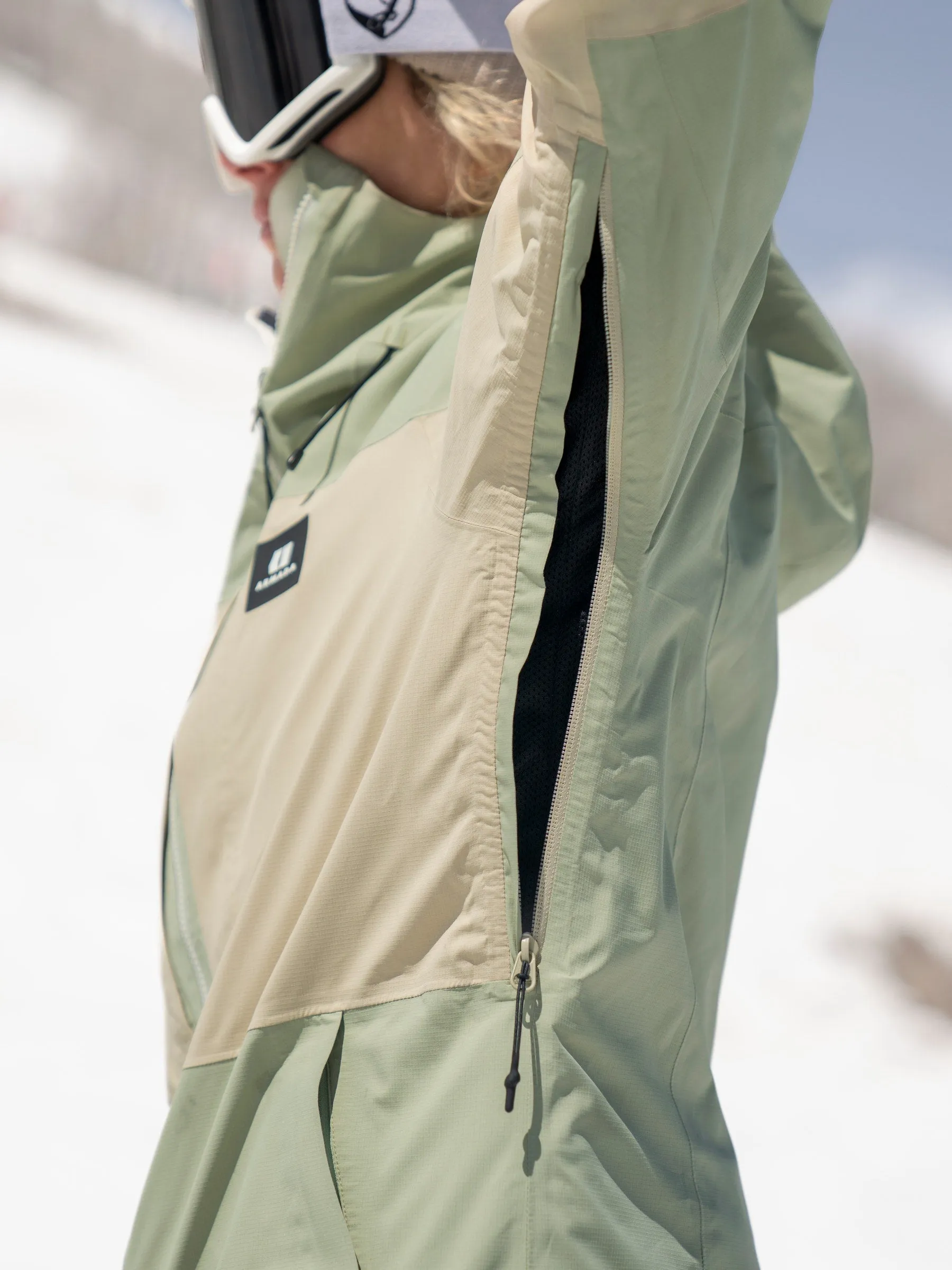 Women's Kata 2L Insulated Jacket (Past Season)