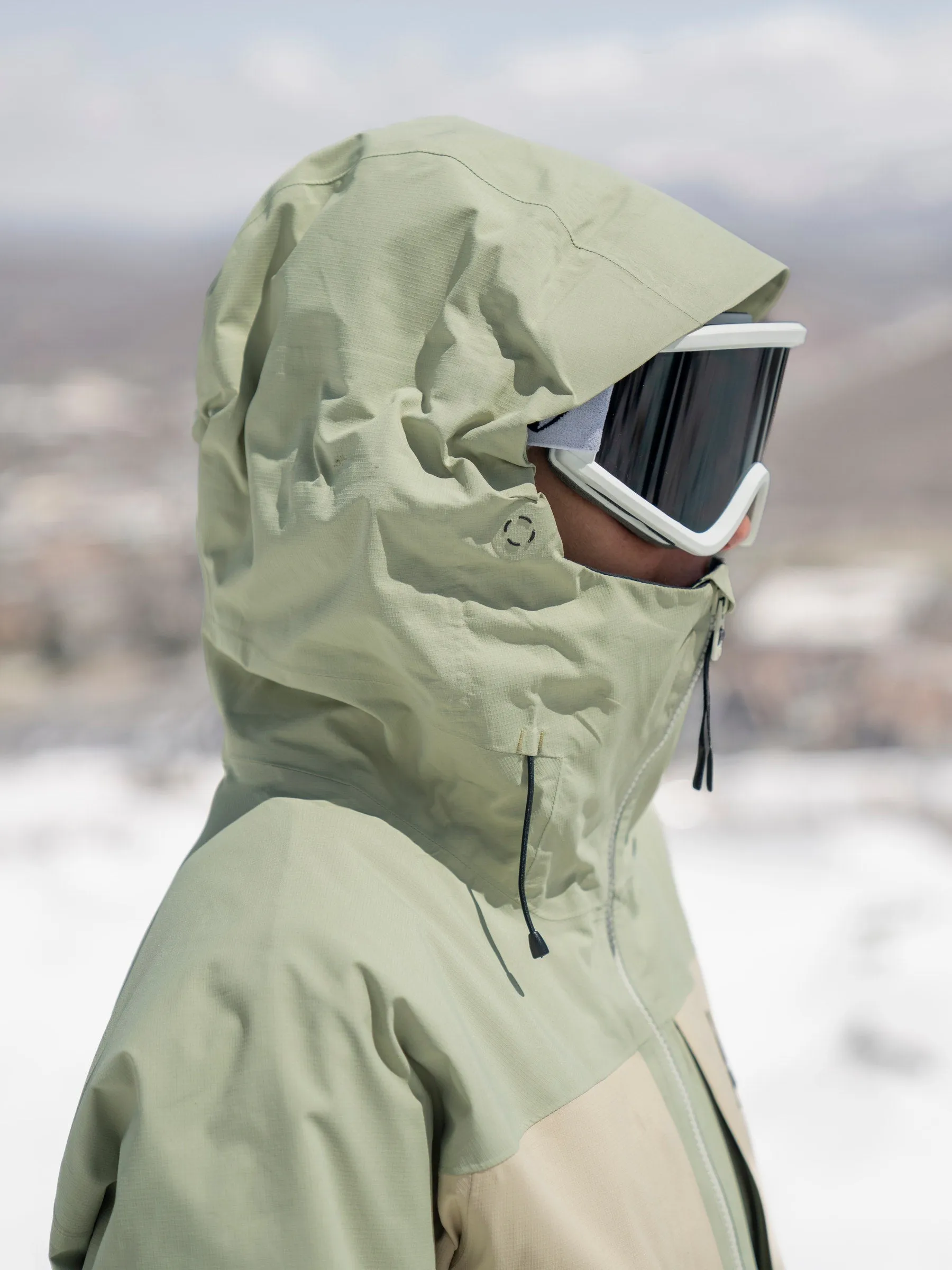 Women's Kata 2L Insulated Jacket (Past Season)