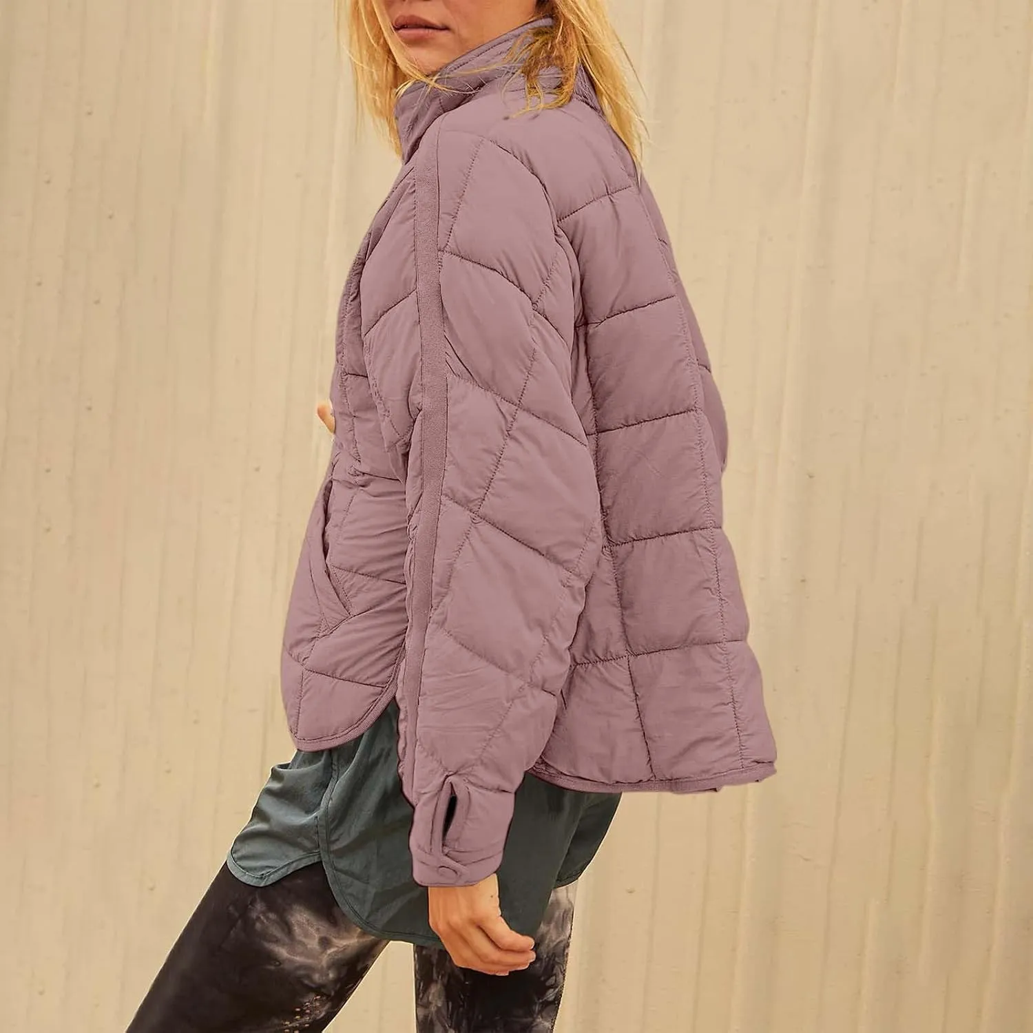 Womens Lightweight Oversized Down Coat Long Sleeve Zip Water Resistant Packable Puffer Jacket Warm Short Winter Coat