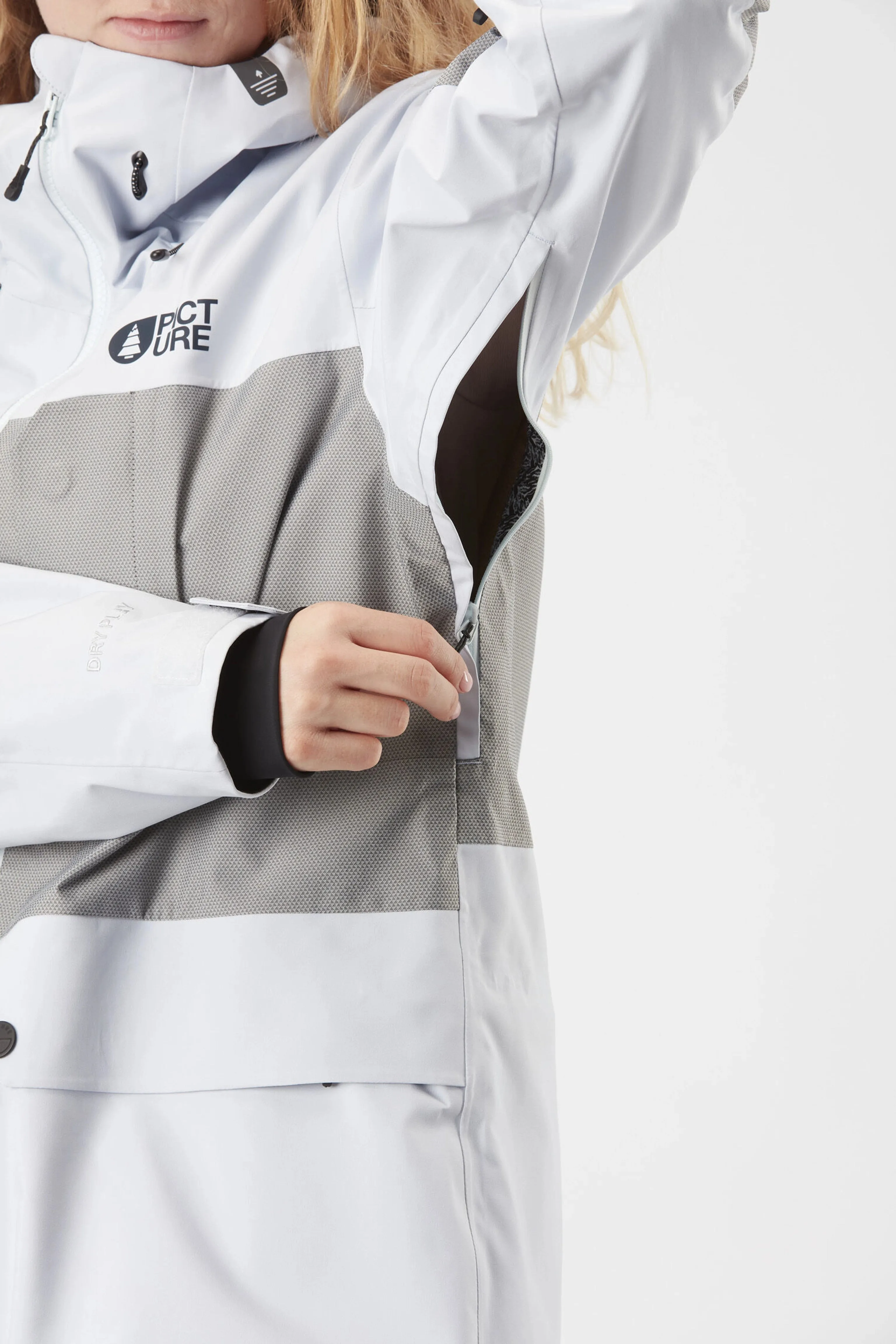 Women's Queya 3L Jacket (Past Season)